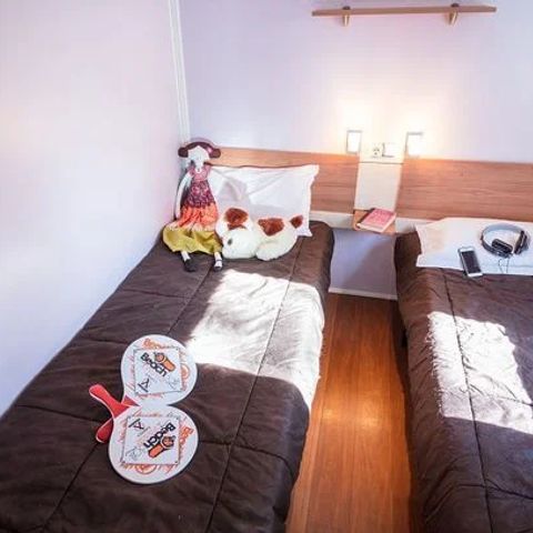 BUNGALOW 6 personnes - Classic | 2 Ch. | 4/6 Pers. | Terrasse surélevée | Clim.
