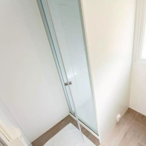 BUNGALOW 4 personnes - Mobil-home | Comfort | 2 Ch. | 4 Pers. | Terrasse simple | Clim.