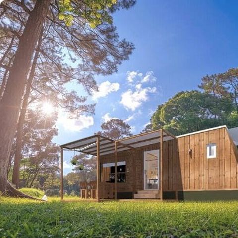 HÉBERGEMENT INSOLITE 4 personnes - Tiny House | 2 Ch. | 4 Pers. | Terrasse surélevée | 1 SDB | Clim.