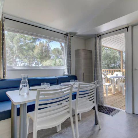 BUNGALOW 6 personnes - Mobil-home | Comfort | 2 Ch. | 4/6 Pers. | Terrasse simple | Clim.