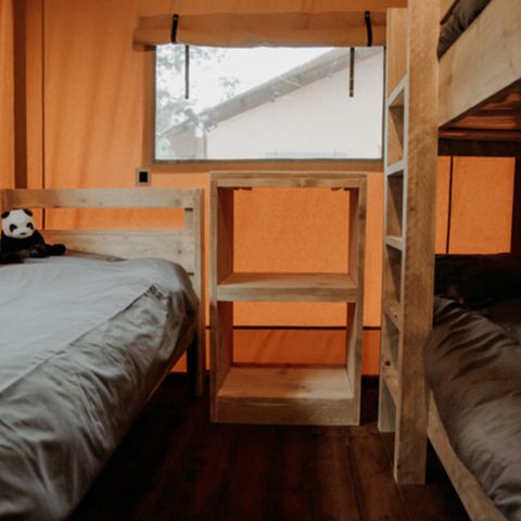 Tente en toile et en bois 5 personnes - Tente Ciela Nature Lodge - 2 chambres - Cuisine équipée – Salle de bain