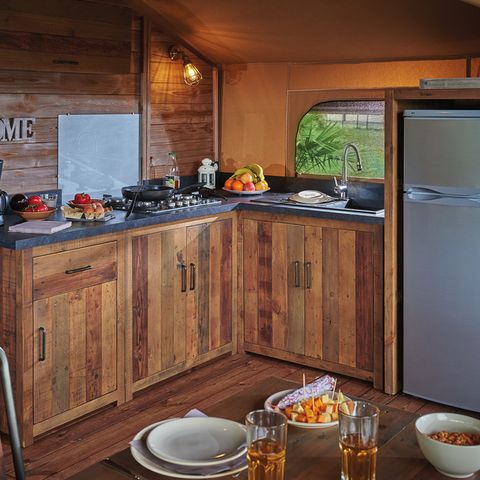 Tente en toile et en bois 7 personnes - Tente Ciela Nature Lodge - 2 chambres - Cuisine équipée – Salle de bain