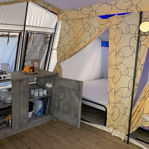 TENTE 6 personnes - BUNGALOW TENT (SANS SANITAIRES)