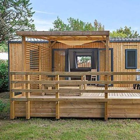 BUNGALOW 6 personnes - Mobil-home | Premium | 3 Ch. | 6 Pers. | Terrasse surélevée | 2 SDB | Clim. | TV