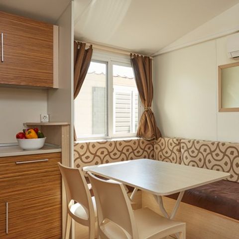 BUNGALOW 6 personnes - Premium | 3 Ch. | 6 Pers. | Terrasse Surélevée | Clim. | TV