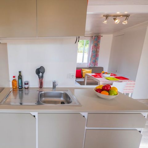BUNGALOW 6 personnes - Ultimate | 3 Ch. | 6 Pers. | Terrasse Surélevée | 2 SDB | Clim. | TV