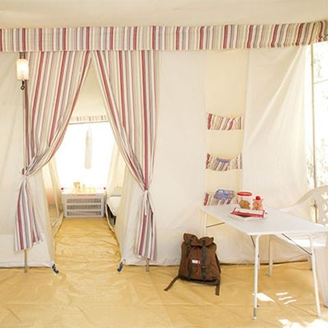 BUNGALOW TOILÉ 5 personnes - 2 Ch. | 4/5 Pers. | Sans SDB
