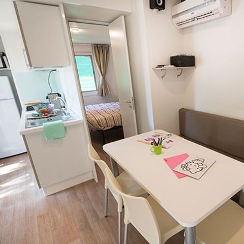 Mobilhome 6 personnes - Classic XL | 2 Ch. | 4/6 Pers. | Terrasse | 2 SDB | Clim.