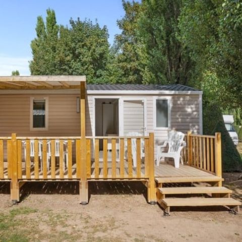 Mobilhome 4 personnes - Comfort XL | 2 Ch. | 4 Pers. | Terrasse surélevée | 2 SDB | Clim.