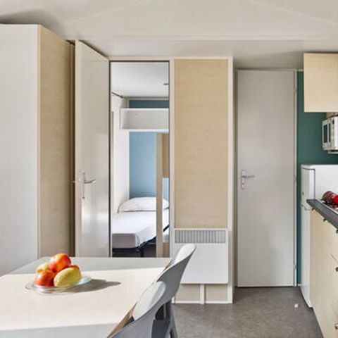Mobilhome 4 personnes - Comfort | 2 Ch. | 4 Pers. | Terrasse surélevée | 2 SDB | Clim.