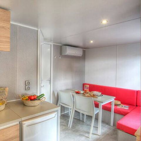Mobilhome 4 personnes - Mobil-home | Classic | 2 Ch. | 4 Pers. | Terrasse surélevée | 2 SDB | Clim. | TV