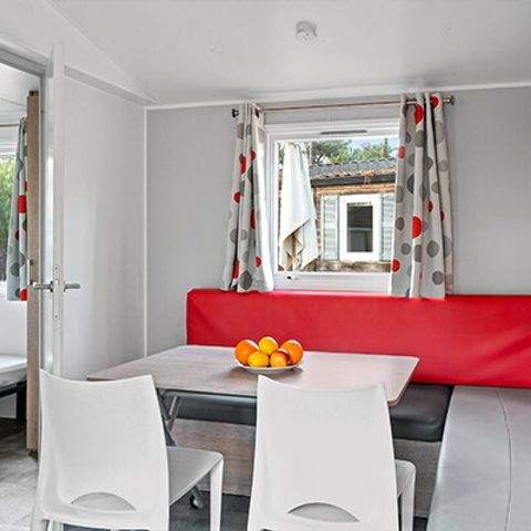 BUNGALOW 6 personnes - Mobil-home | Comfort | 2 Ch. | 4/6 Pers. | Terrasse simple