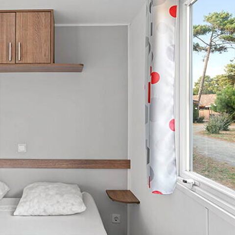 BUNGALOW 6 personnes - Mobil-home | Comfort | 2 Ch. | 4/6 Pers. | Terrasse simple