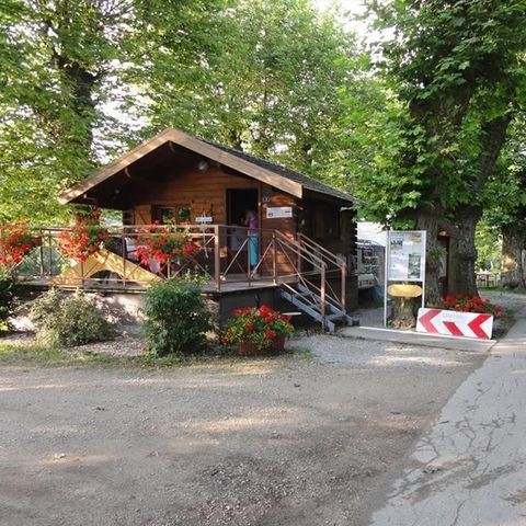 Camping les Promenades Quingey - Camping Doubs - Image N°4