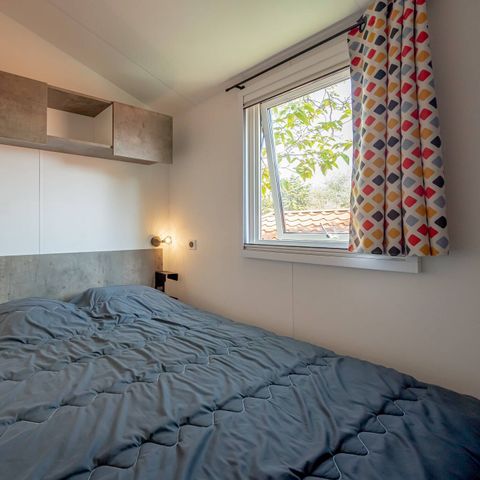 BUNGALOW 8 personnes - Mobil-home | Premium | 4 Ch. | 8 Pers. | Terrasse Lounge | 2 SDB | Clim. | TV