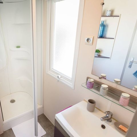 BUNGALOW 6 personnes - Mobil-home | Comfort | 2 Ch. | 4/6 Pers. | Terrasse surélevée | Clim.