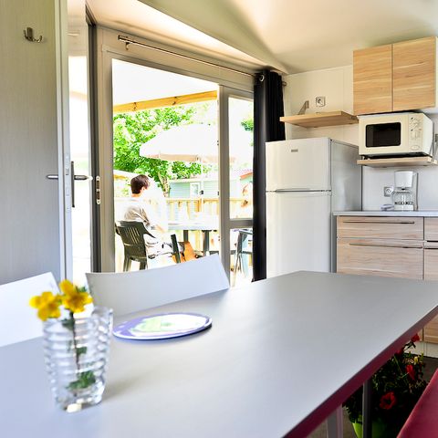 BUNGALOW 6 personnes - Espace confort 32m² - Clim - TV -LV