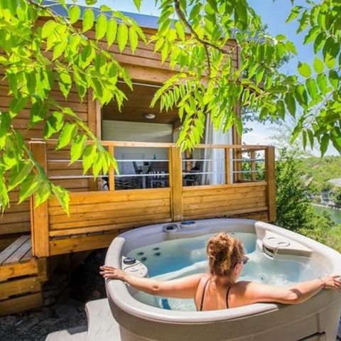 CHALET 5 personnes - Premium Les Suites des Gorges 2ch - CLIM + TV + LV + SPA + (SH)