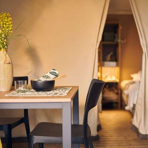 TENTE TOILE ET BOIS 4 personnes - Jungle Lodge 2ch - SDB