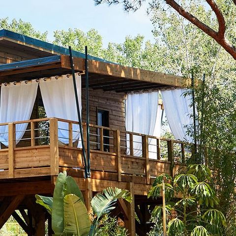 BUNGALOW 5 personnes - Lodge sur pilotis - Kabane 2/5