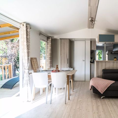 BUNGALOW 4 personnes - 2 XL 3 Pièces