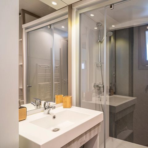CHALET 5 personnes - Lodge Kabane 2 chambres & 1 Salle d'eau, 5 pers.