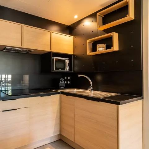 BUNGALOW 6 personnes - Kabane XXL sur Pilotis 4 Pièces 6 Personnes Climatisé + TV