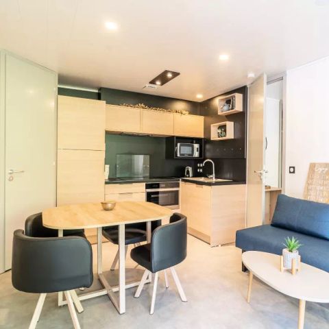 TENTE TOILE ET BOIS 4 personnes - Lodge Kabane sur Pilotis 3 Pièces 4 Personnes Climatisé + TV