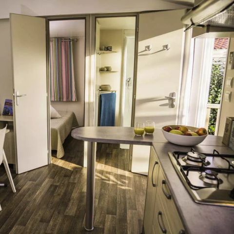 BUNGALOW 4 personnes - Klassic 3 Pièces 4 Personnes Climatisé + TV