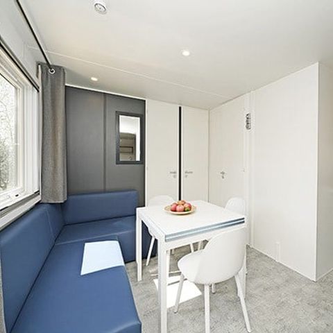 BUNGALOW 8 personnes - Mobil-home | Premium | 3 Ch. | 6/8 Pers. | Terrasse surélevée | 2 SDB | Clim.