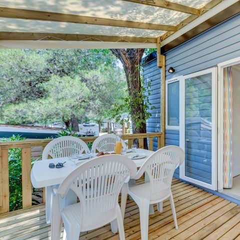BUNGALOW 6 personnes - Comfort | 3 Ch. | 6 Pers. | Terrasse surélevée | Clim.
