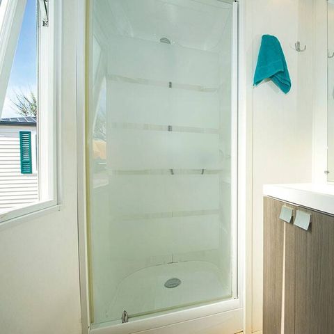 Mobilhome 6 personnes - Classic | 3 Ch. | 6 Pers. | Terrasse surélevée non couverte | 1 SDB