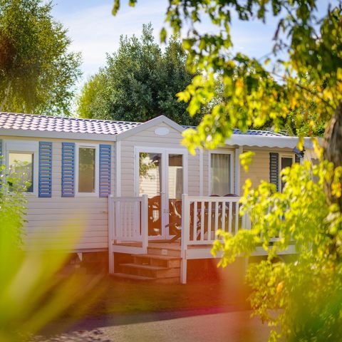 BUNGALOW 6 personnes - LOISIR CONFORT 3 ch. 6 pers. - 36m2 - terrasse couverte