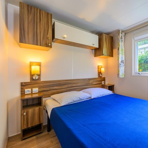 BUNGALOW 6 personnes - D/ LOISIR CONFORT 3 ch. 6 pers. - 36m2 - terrasse couverte