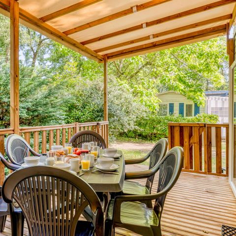 BUNGALOW 6 personnes - Comfort | 3 Ch. | 6 Pers. | Terrasse surélevée | Clim.