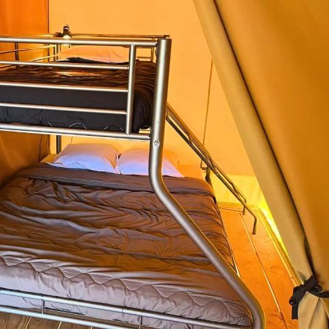 BUNGALOW TOILÉ 5 personnes - 3 Pièces 5 Personnes Sans Sanitaires