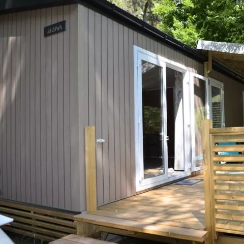 BUNGALOW 4 personnes - Premium 3 Pièces 4 Personnes Climatisé + TV