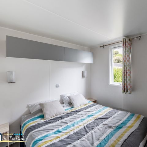 BUNGALOW 2 personnes - Mobil-home Confort 18,60 m² (1 chambre) + terrasse bois semi-couverte