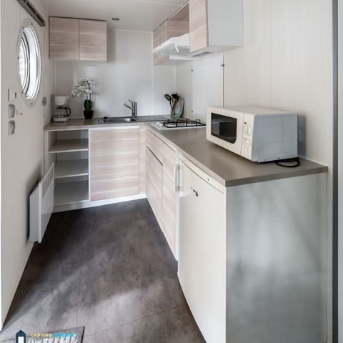 BUNGALOW 2 personnes - Mobil-home Confort 18,60 m² (1 chambre) + terrasse bois semi-couverte