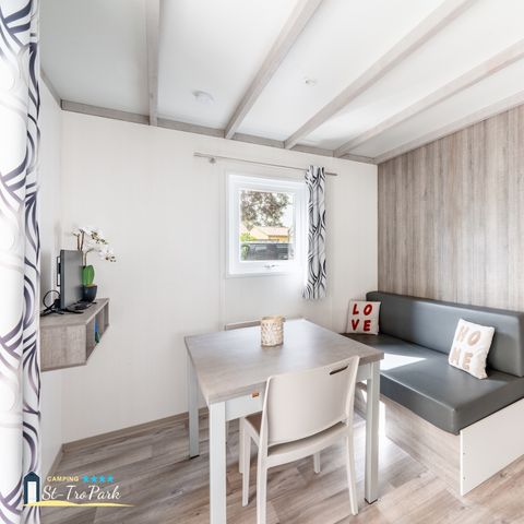 CHALET 4 personnes - Chalet Confort 26.5m² (2 chambres) + terrasse couverte + TV