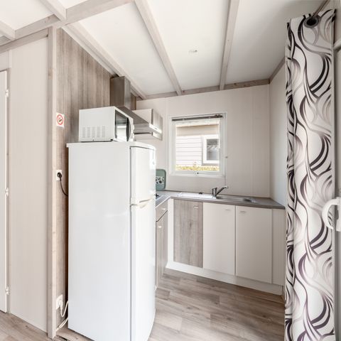 CHALET 4 personnes - Chalet Confort 26.5m² (2 chambres) + terrasse couverte + TV