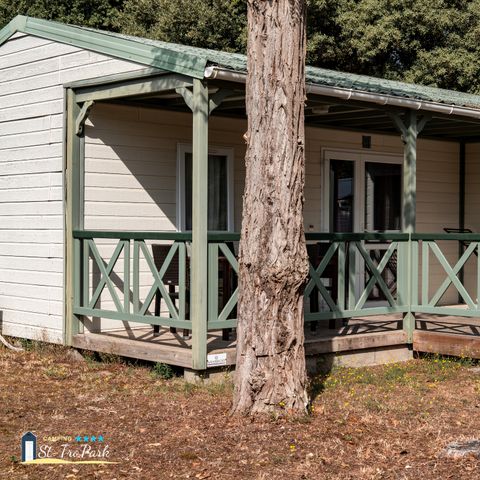 BUNGALOW 4 personnes - Premium 32m² (2 chambres) réservé aux personnes à mobilité réduite avec climatisation
