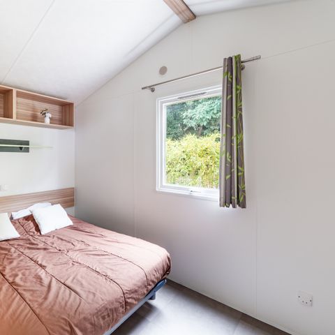 BUNGALOW 4 personnes - Mobil-home Confort 27.5m² (2 chambres) + terrasse bois semi-couverte 11m²
