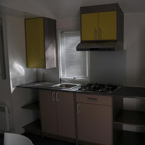 BUNGALOW 4 personnes - 4 personnes avec terrasse + climatisation + TV - 31m²