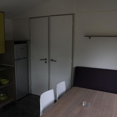 BUNGALOW 4 personnes - 4 personnes avec terrasse + climatisation + TV - 31m²