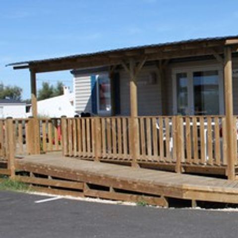 BUNGALOW 5 personnes - Cottage 33 m² Mobilté réduite 2 chambres TV/CLIM