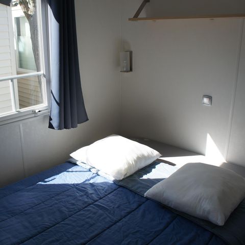 BUNGALOW 7 personnes - Mobil home Standard 32 m² 3 chambres + terrasse 12m² semi-couverte (9m²) 6/7 pers