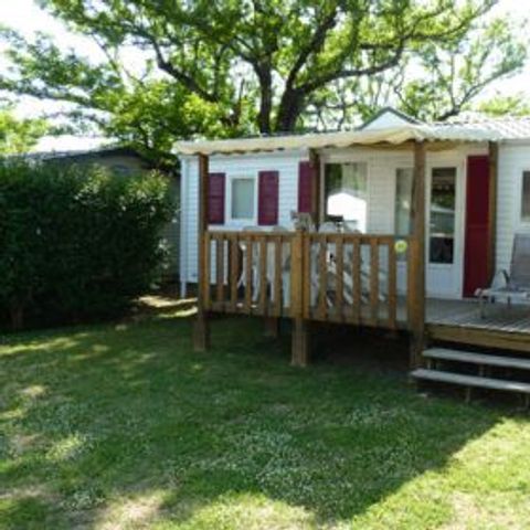 BUNGALOW 5 personnes - Mobil home Premium 32 m² 2 chambres + terrasse 12m² semi-couverte (9m²) + TV + climatisation 4/5 pers