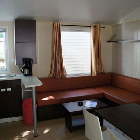 BUNGALOW 5 personnes - Mobil home Confort 32 m² 2 chambres + terrasse 12m² semi-couverte (9m²) + TV 4/5 pers