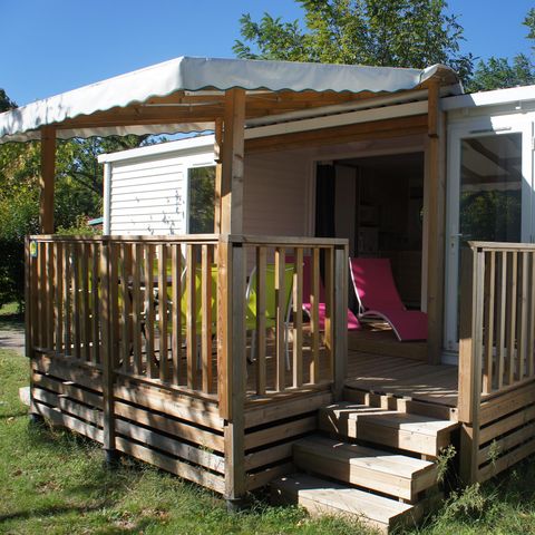 BUNGALOW 4 personnes - Mobil home Premium 32m² 2 chambres + 2 salles de bain + terrasse couverte 9m² + TV + Clim 4 pers